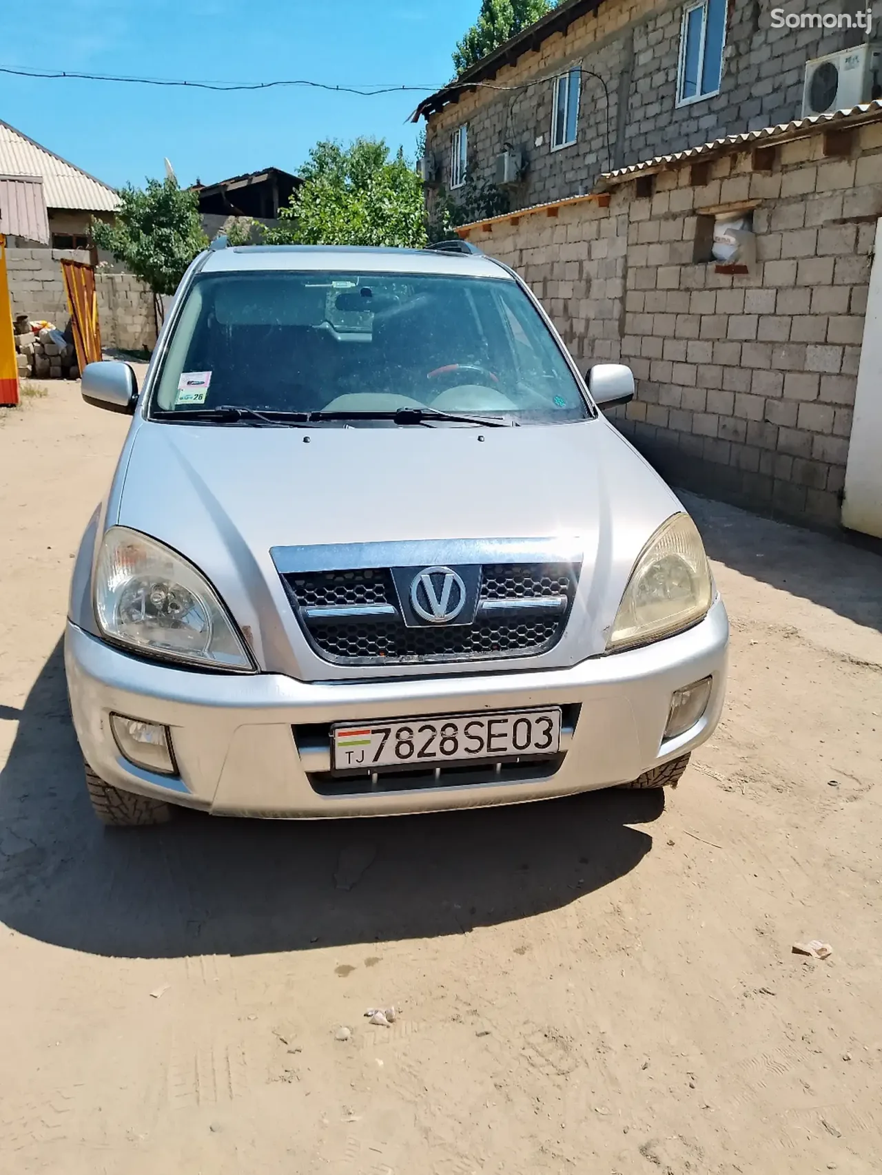 Volvo 240 2011 · 1.8 MT