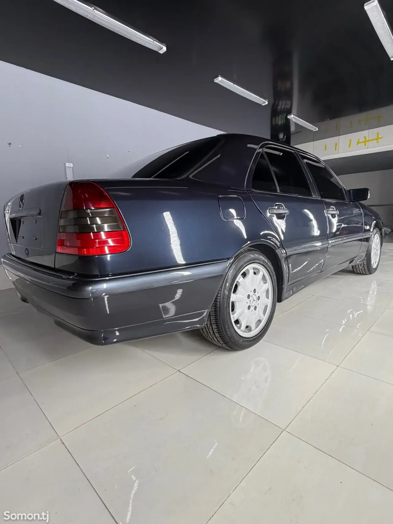 Mercedes-Benz C class 2000 · 1.8 MT