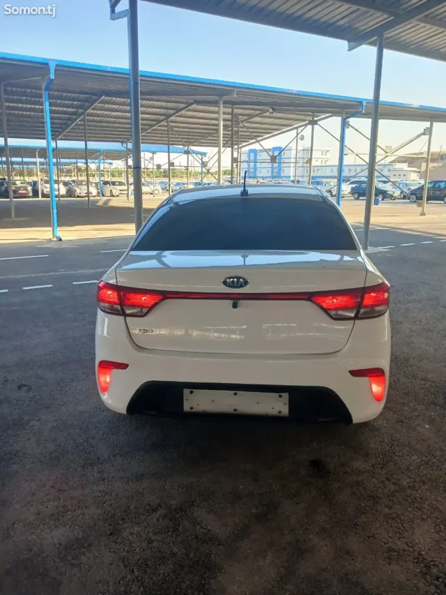 Kia Rio 2019 · 1.6 AT