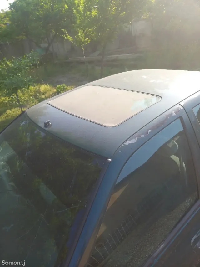 Peugeot 406 1996 · 1.6 MT