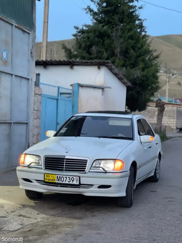 Mercedes-Benz C class 1998 · 2.3 AT