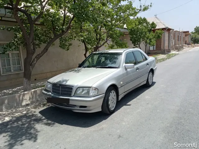 Mercedes-Benz C class 1999 · 1.8 AT