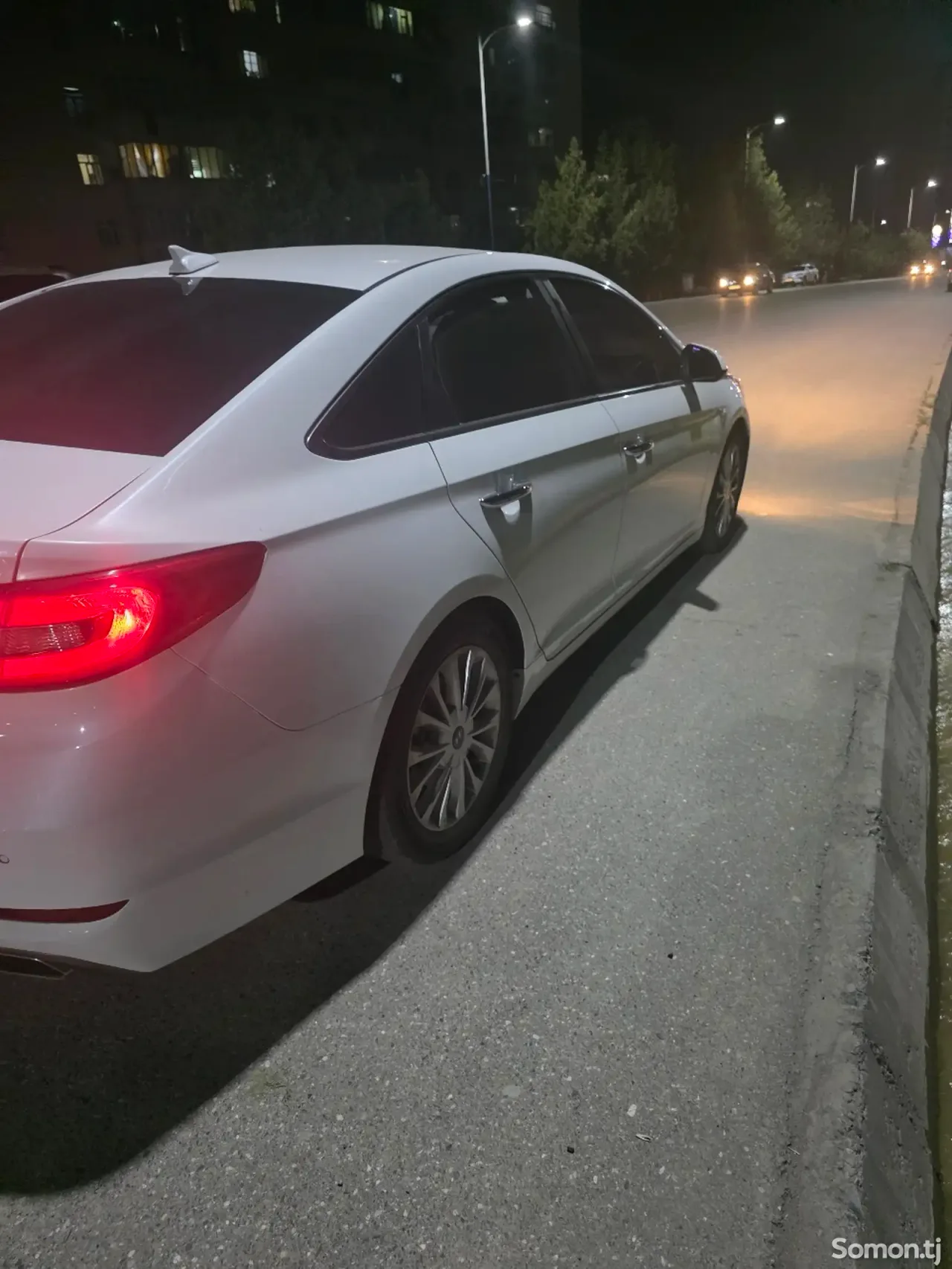 Hyundai Sonata 2016 · 2.0 AT