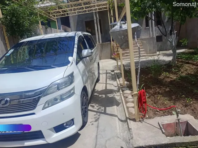Toyota Vellfire 2008 · 2.4 AT