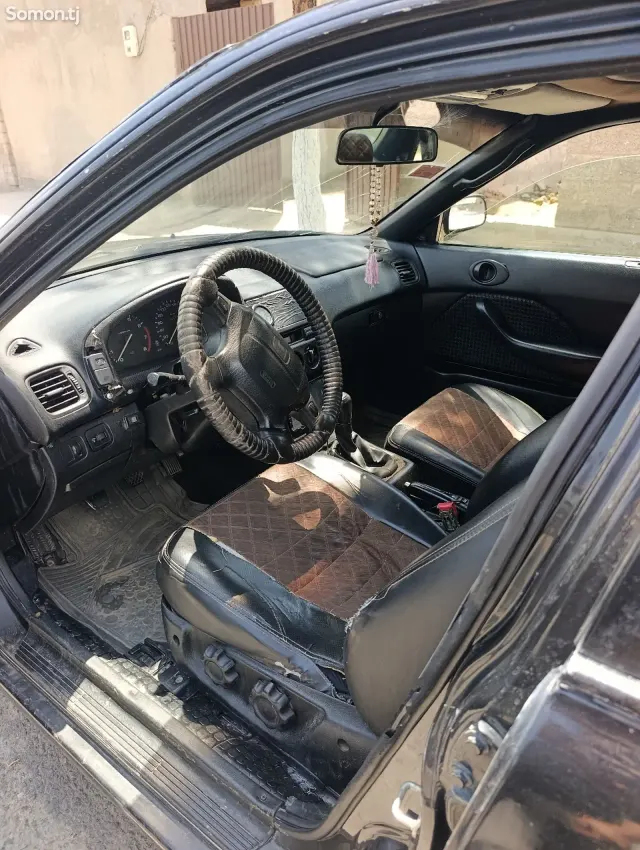 Honda Accord 1996 · 1.6 MT