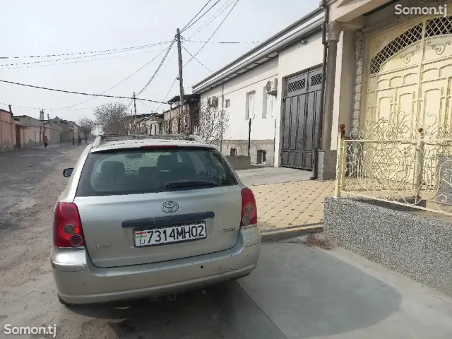 Toyota Avensis 2008 · 1.8 AT