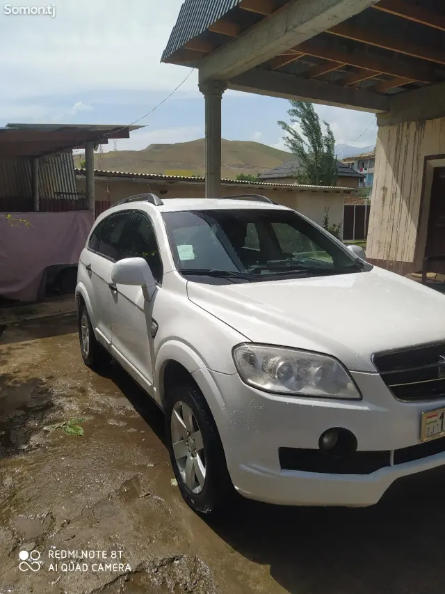 Chevrolet Captiva 2008 · 2.0 MT