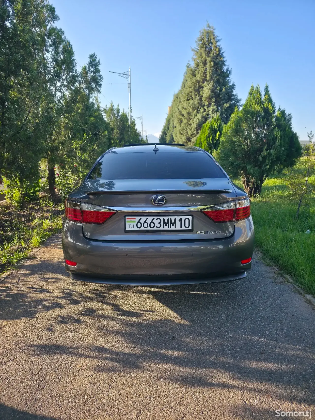 Lexus ES series 2014 · 3.0 AT
