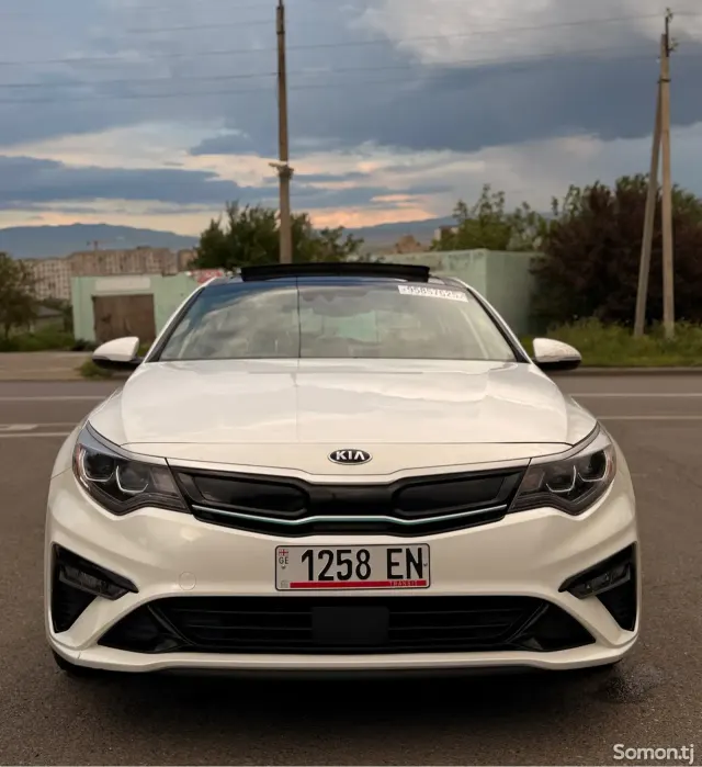 Kia Optima 2020 · 2.0 AT