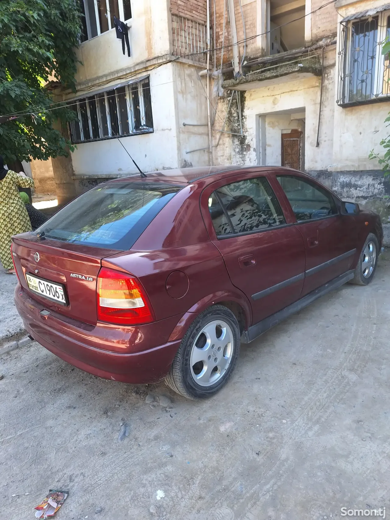 Opel Astra G 1998 · 1.6 AT