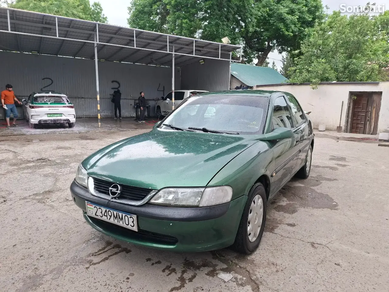 Opel Vectra B 1996 · 1.6 MT