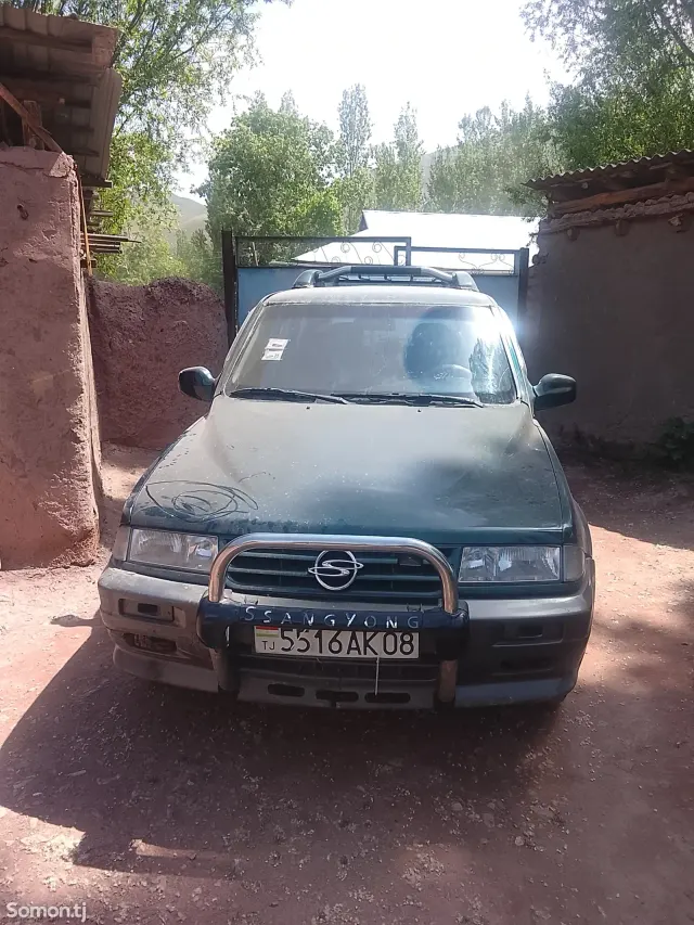 Ssang Yong Musso 1994 · MT