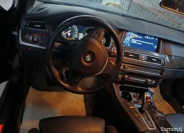BMW 5 series 2015 · 2.8 CVT