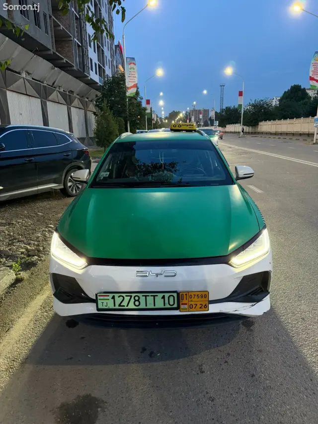 BYD E2 2024 · AT