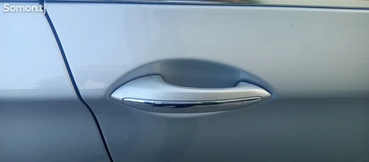 BMW 5 series 2013 · 2.0 AT