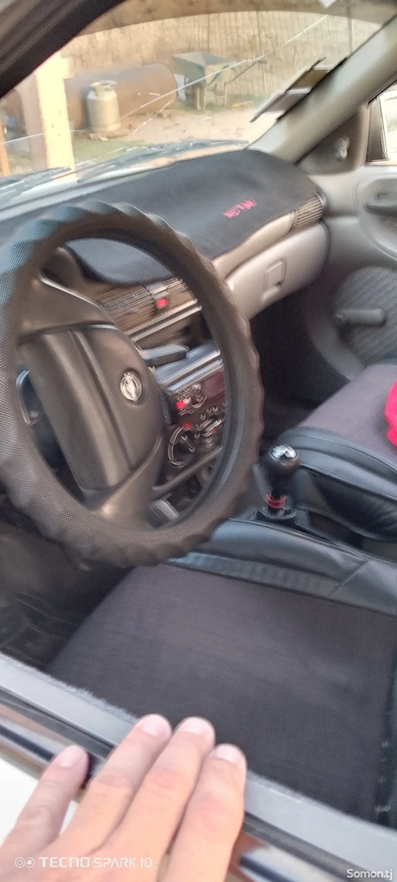 Opel Astra F 1993 · 1.6 MT
