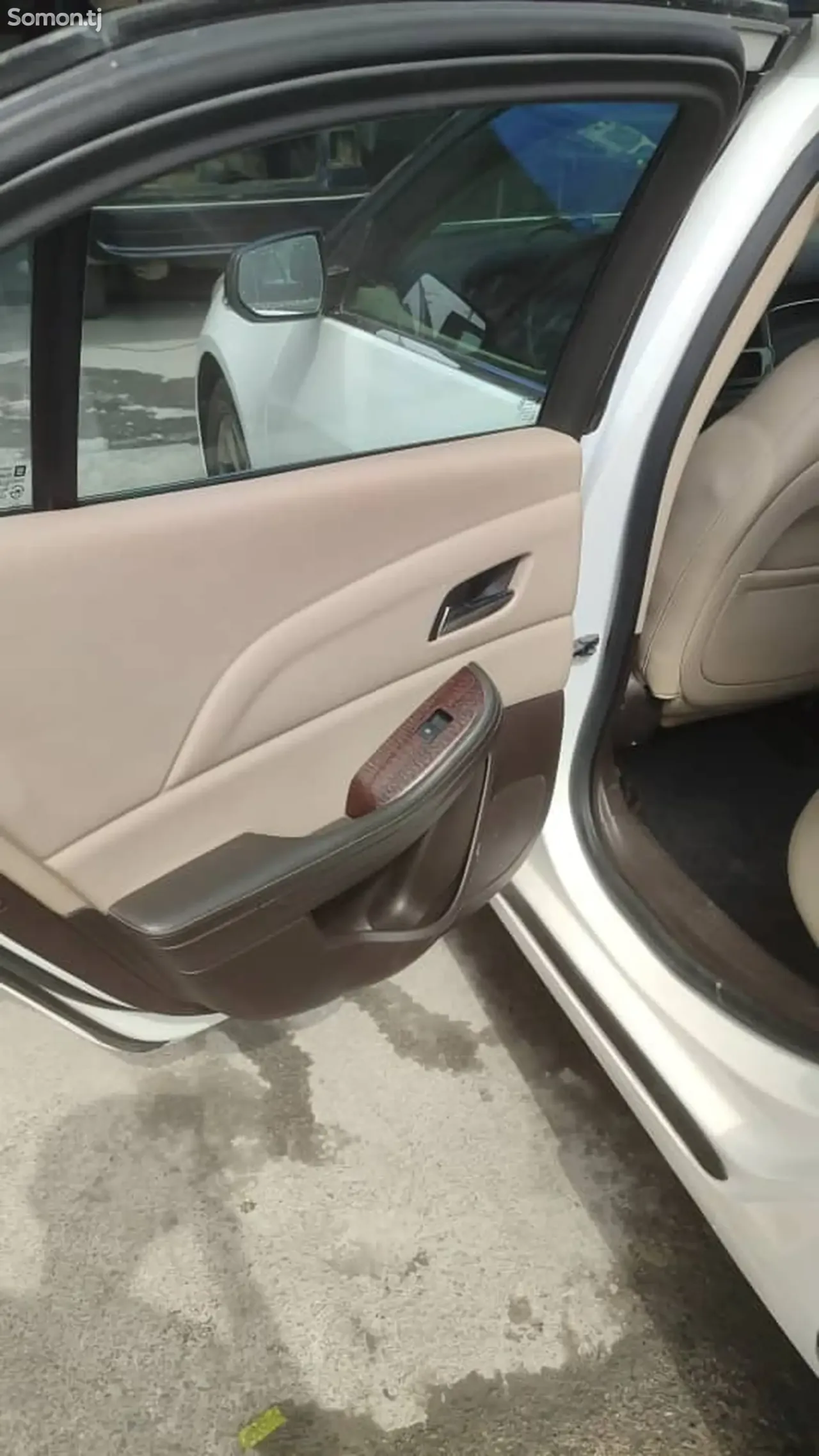 Chevrolet Malibu 2013 · 2.4 AT