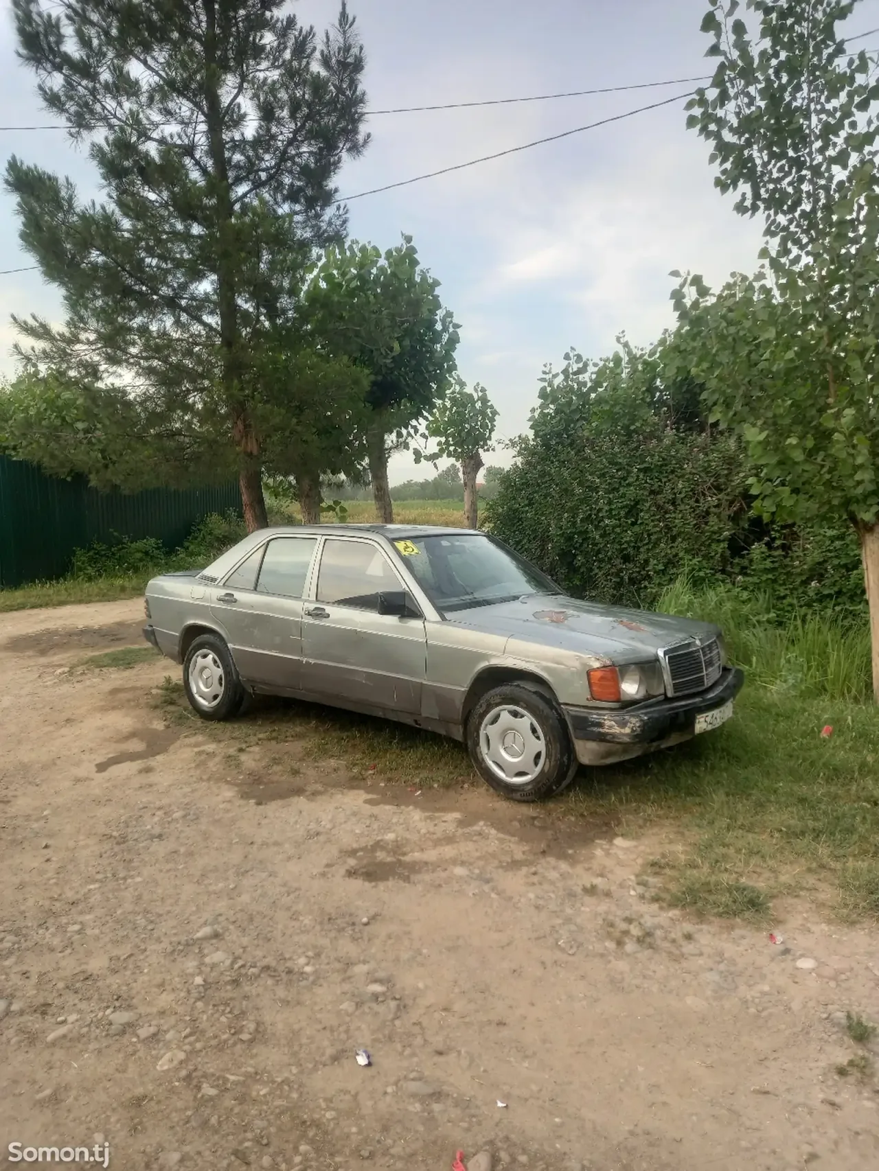 Mercedes-Benz W201 1989 · 2.9 MT