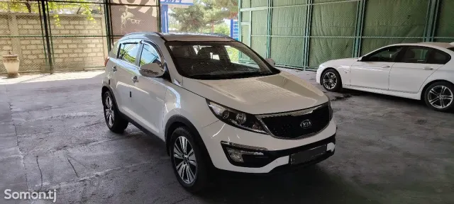 Kia Sportage 2014 · AT