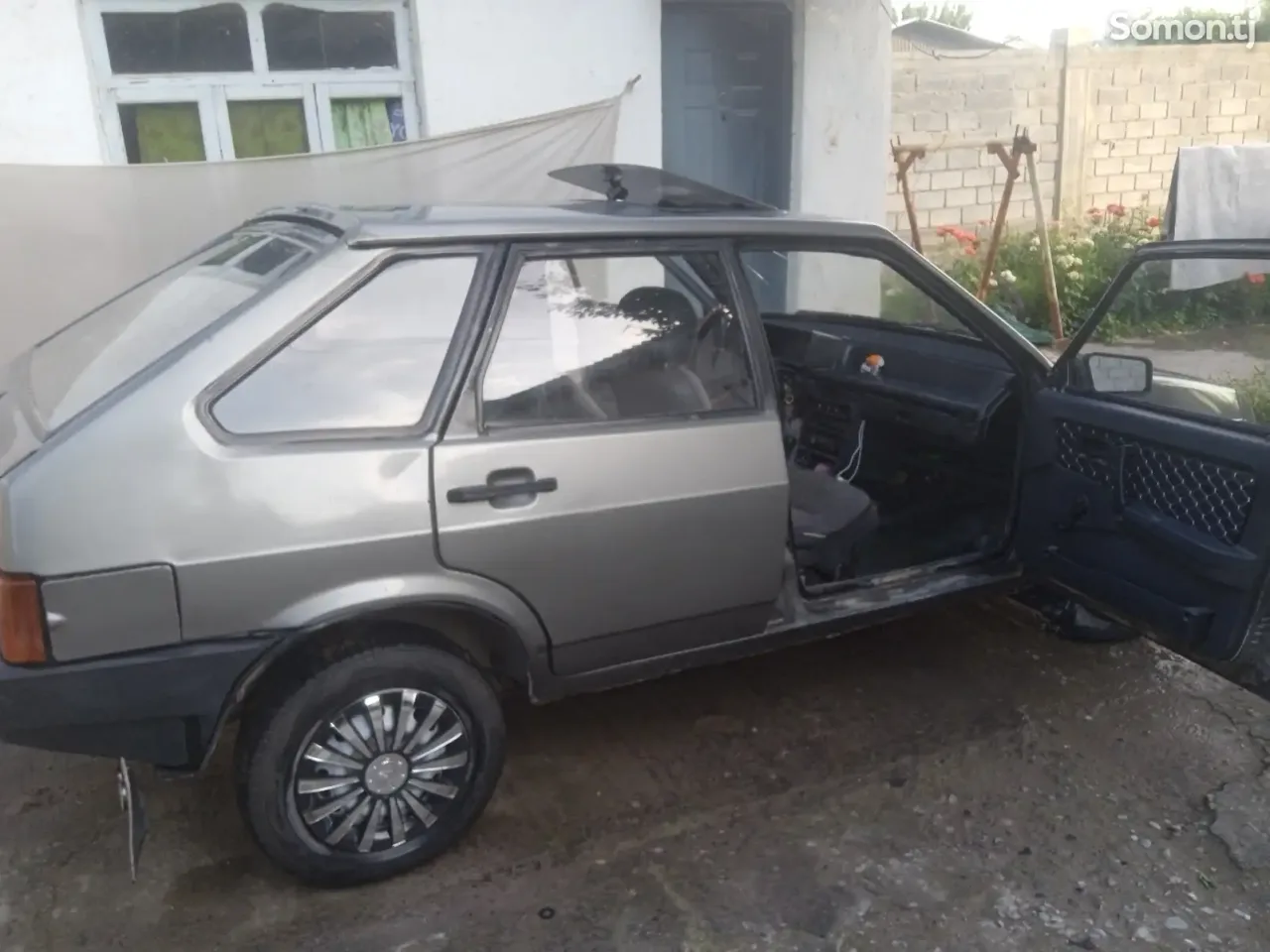 Lada (ВАЗ) 2109 2003 · 1.5 MT
