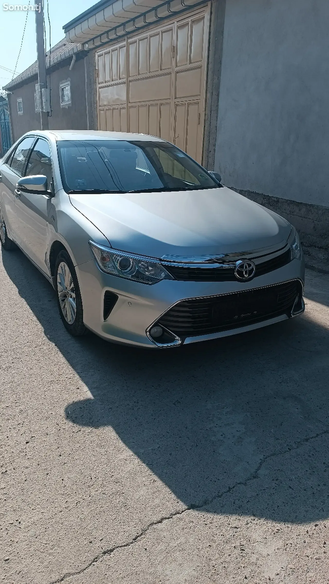 Toyota Camry 2015 · 2.5 AT