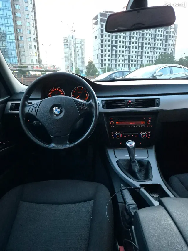BMW 3 series 2007 · 2.0 MT