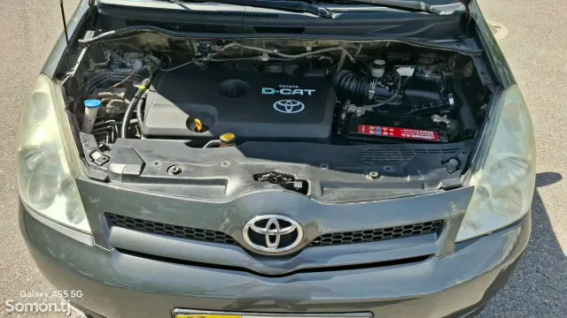 Toyota Verso 2007 · 2.2 MT
