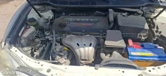 Toyota Camry 2011 · 2.4 AT