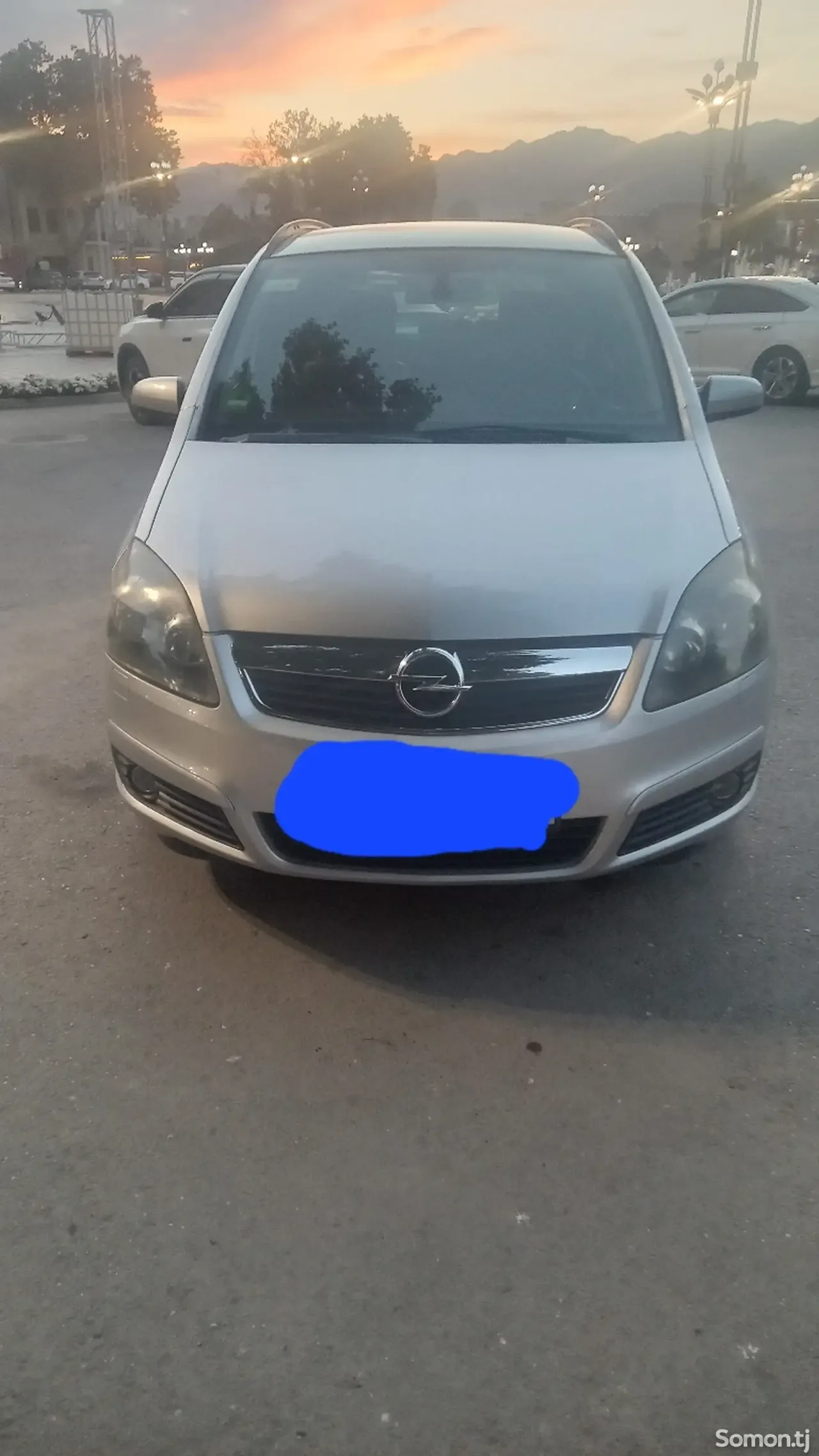Opel Zafira 2006 · 2.2 AT
