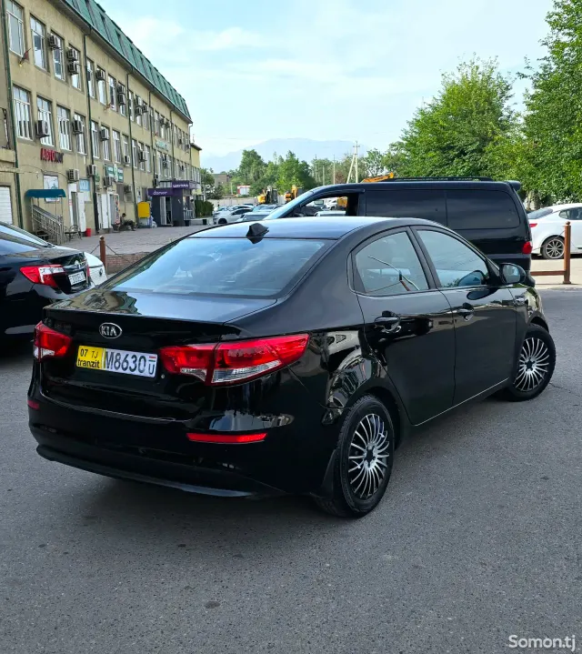 Kia Rio 2017 · 1.4 AT