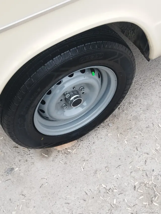 Lada (ВАЗ) 2106 1986 · 1.6 MT