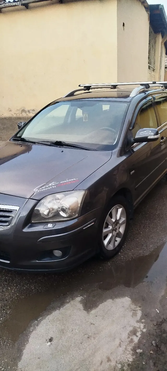 Toyota Avensis 2008 · 1.8 MT