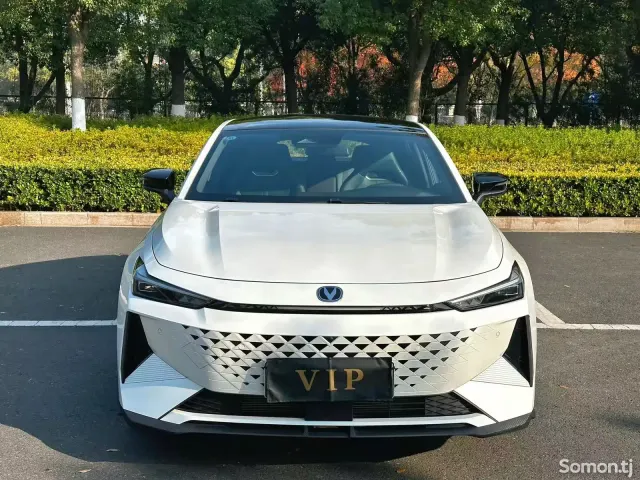 Changan UNI-V 2024 · 1.5 AT