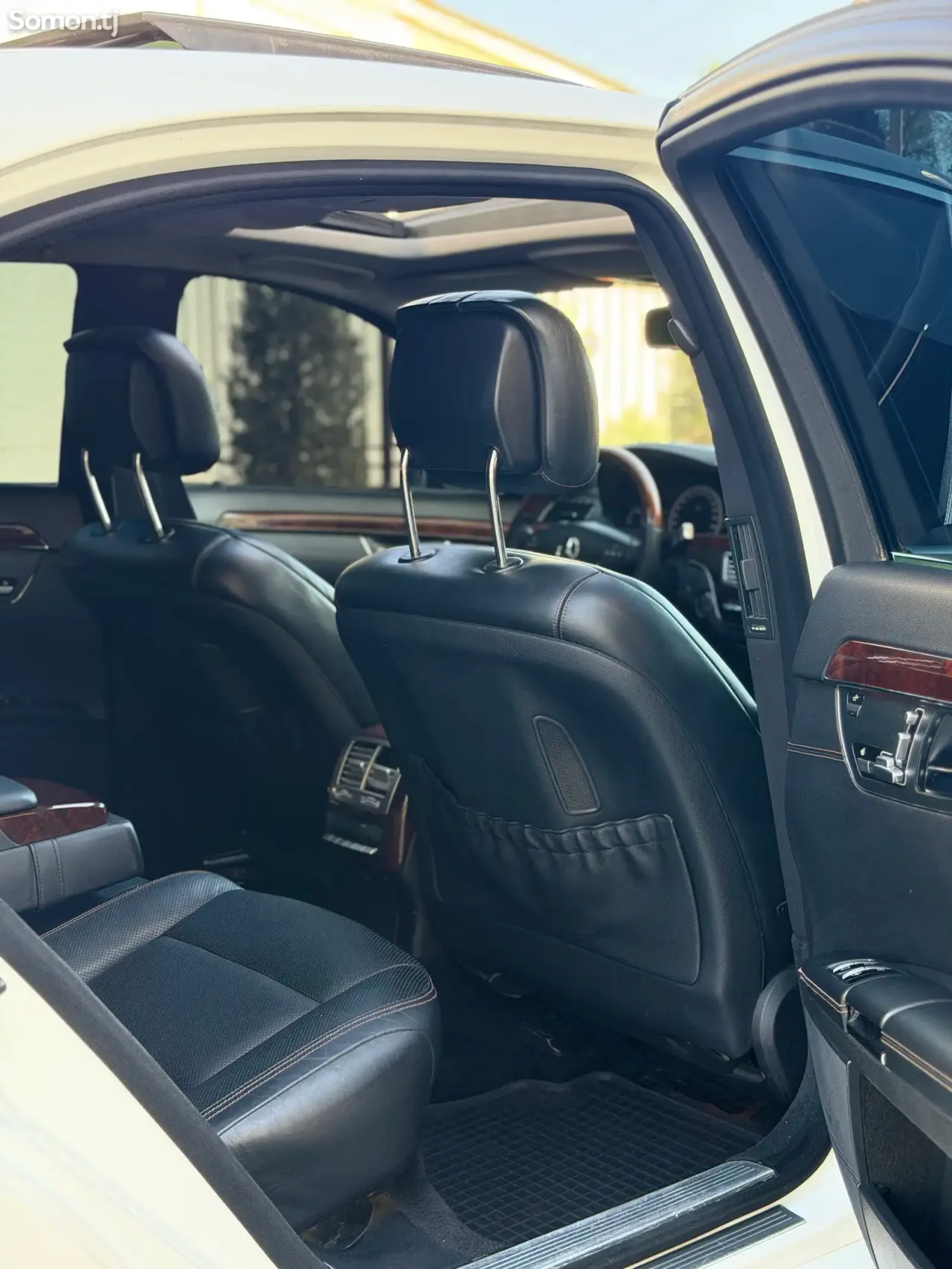 Mercedes-Benz S class 2012 · 3.5 AT