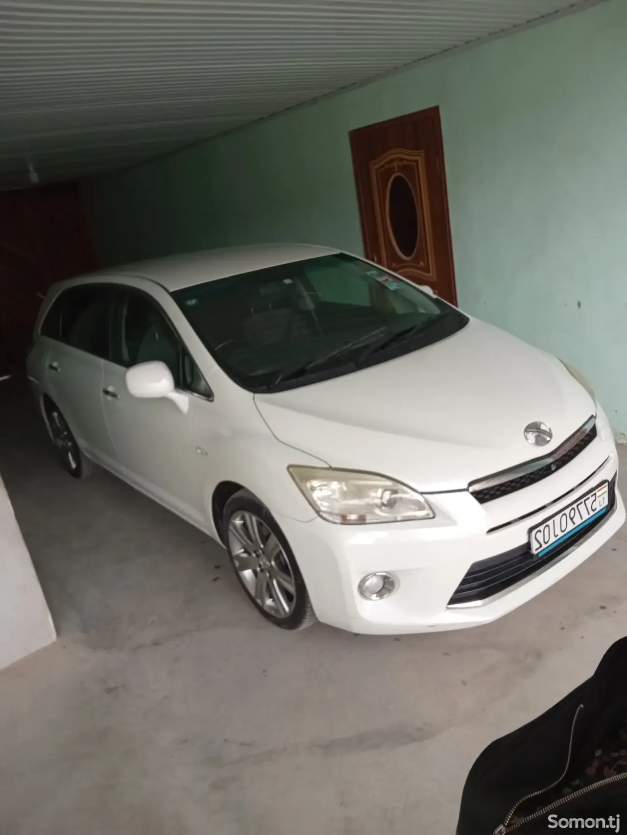 Toyota Mark X ZiO 2009 · 2.4 AT