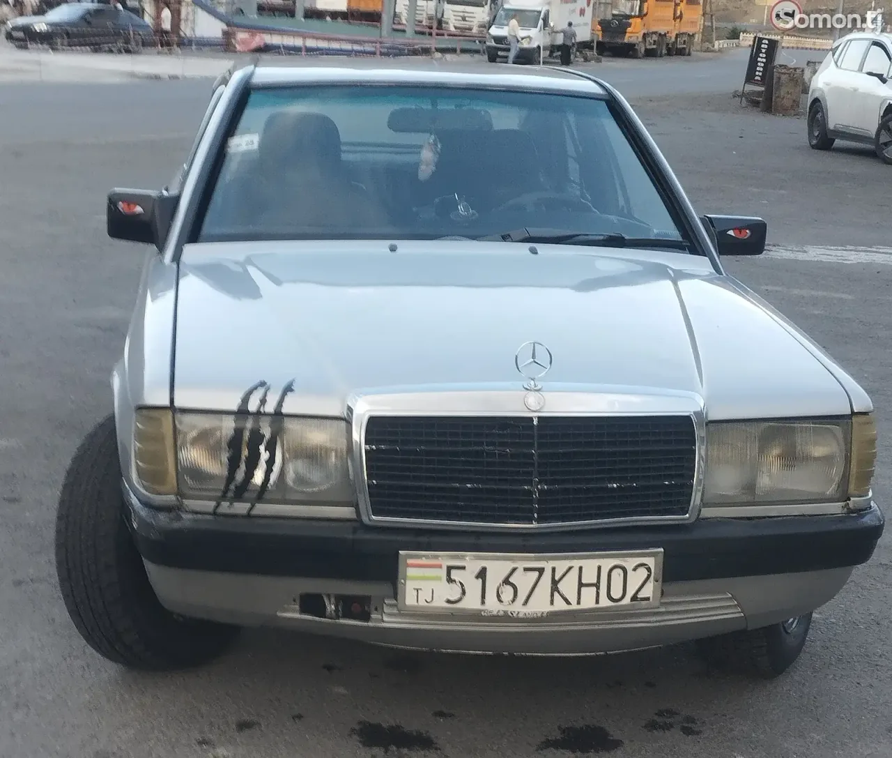 Mercedes-Benz W201 1986 · 2.0 MT