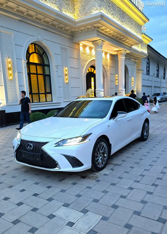 Lexus ES series 2023 · 3.0 AT