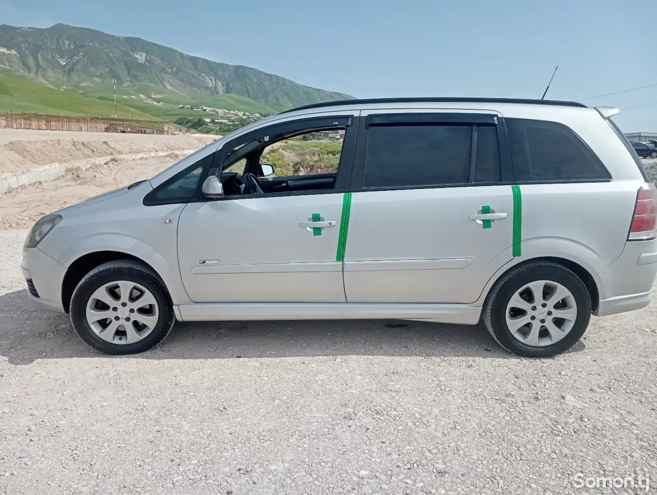 Opel Zafira 2008 · 1.8 MT