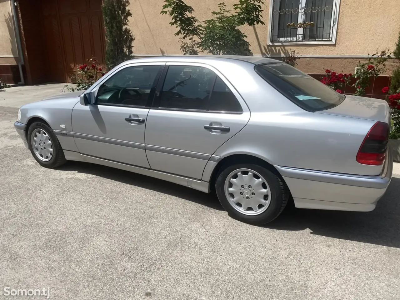 Mercedes-Benz C class 1998 · 2.2 MT