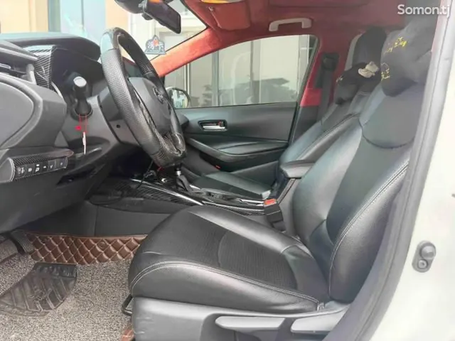 Toyota Corolla 2020 · 1.2 AT