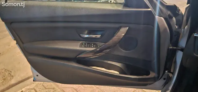 BMW Gran Turismo 2015 · 2.0 AT