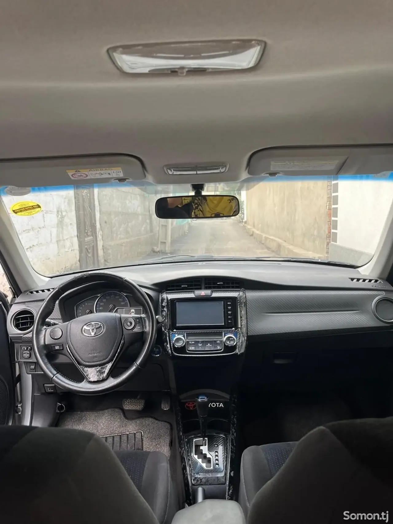 Toyota Fielder 2015 · 1.5 AT