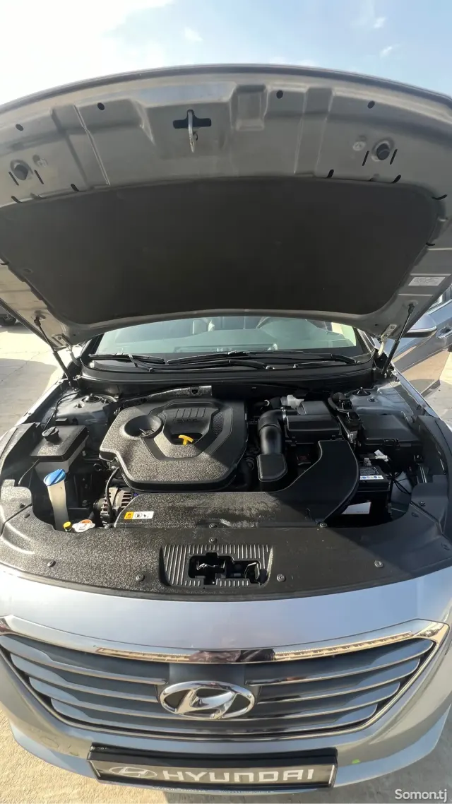 Hyundai Sonata 2014 · 2.0 AT