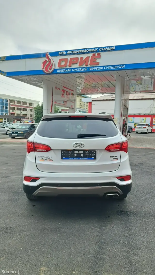 Hyundai Santa Fe 2017 · 2.4 AT