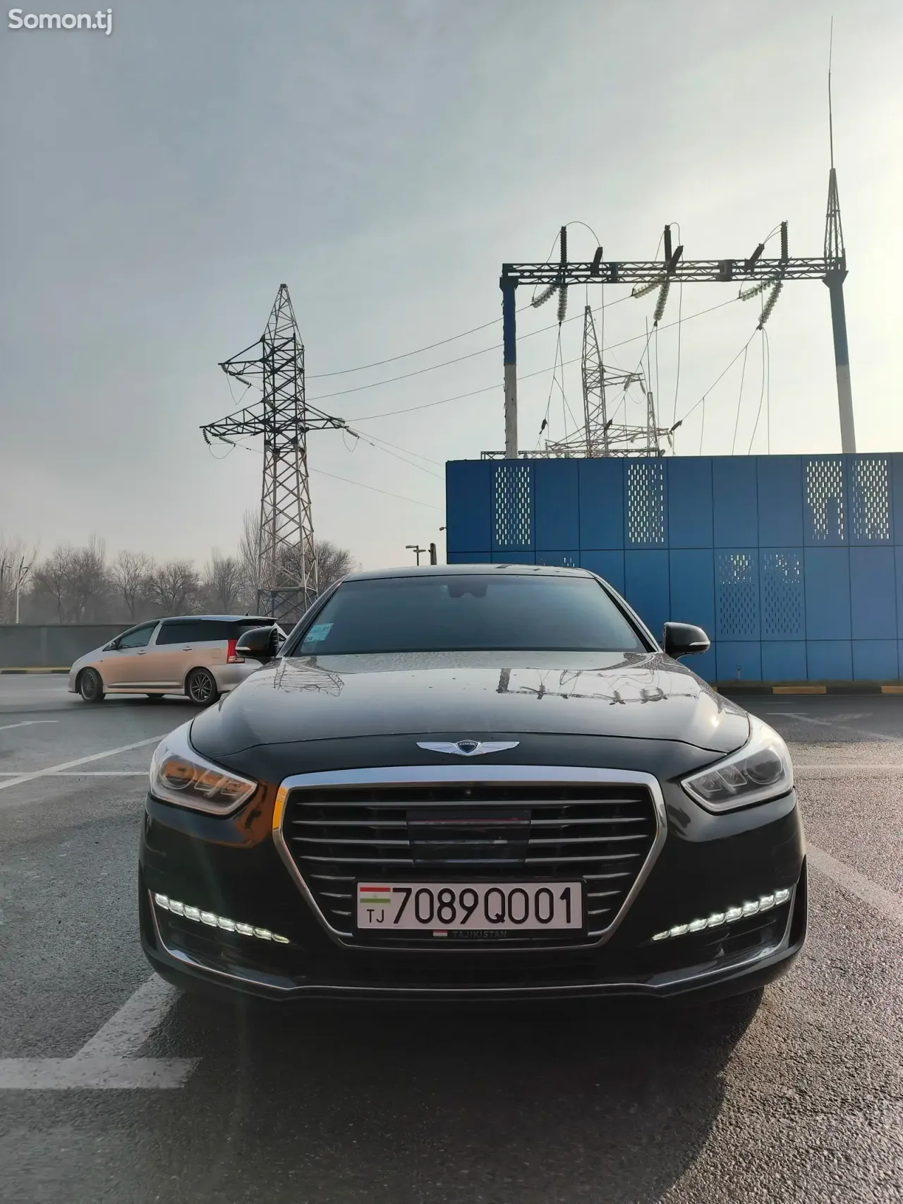 Hyundai Genesis 2018 · 5.0 AT