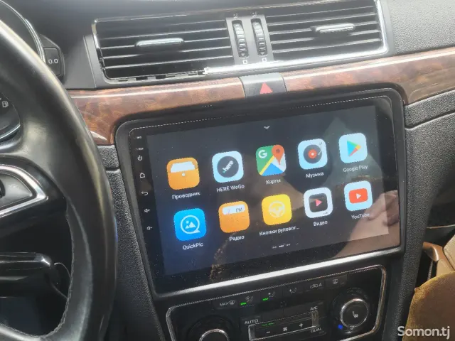 Skoda Superb 2014 · 1.8 AT