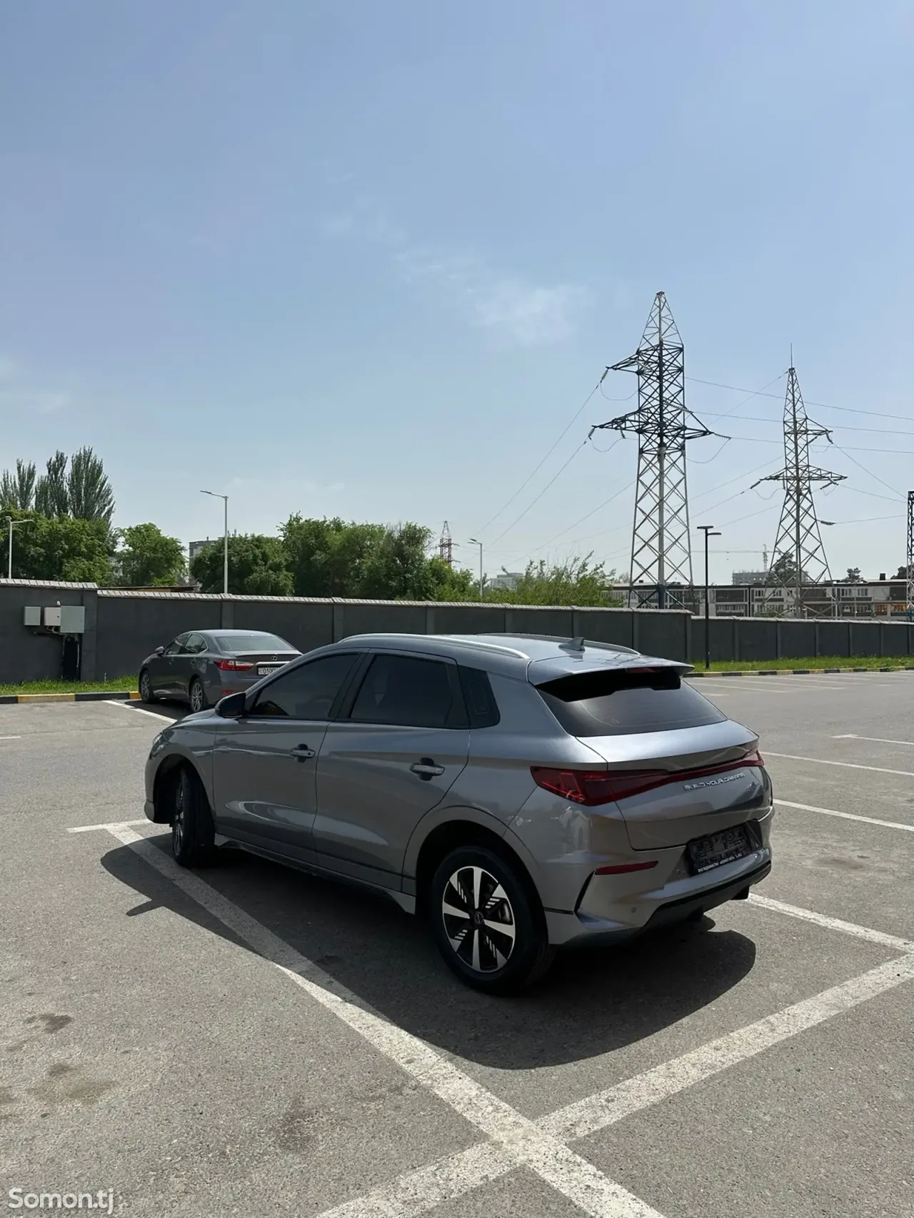 BYD E2 2026 · AT