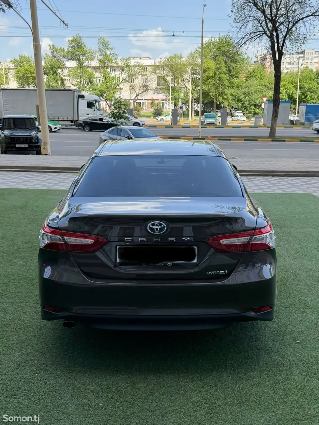 Toyota Camry 2018 · 2.5 AT
