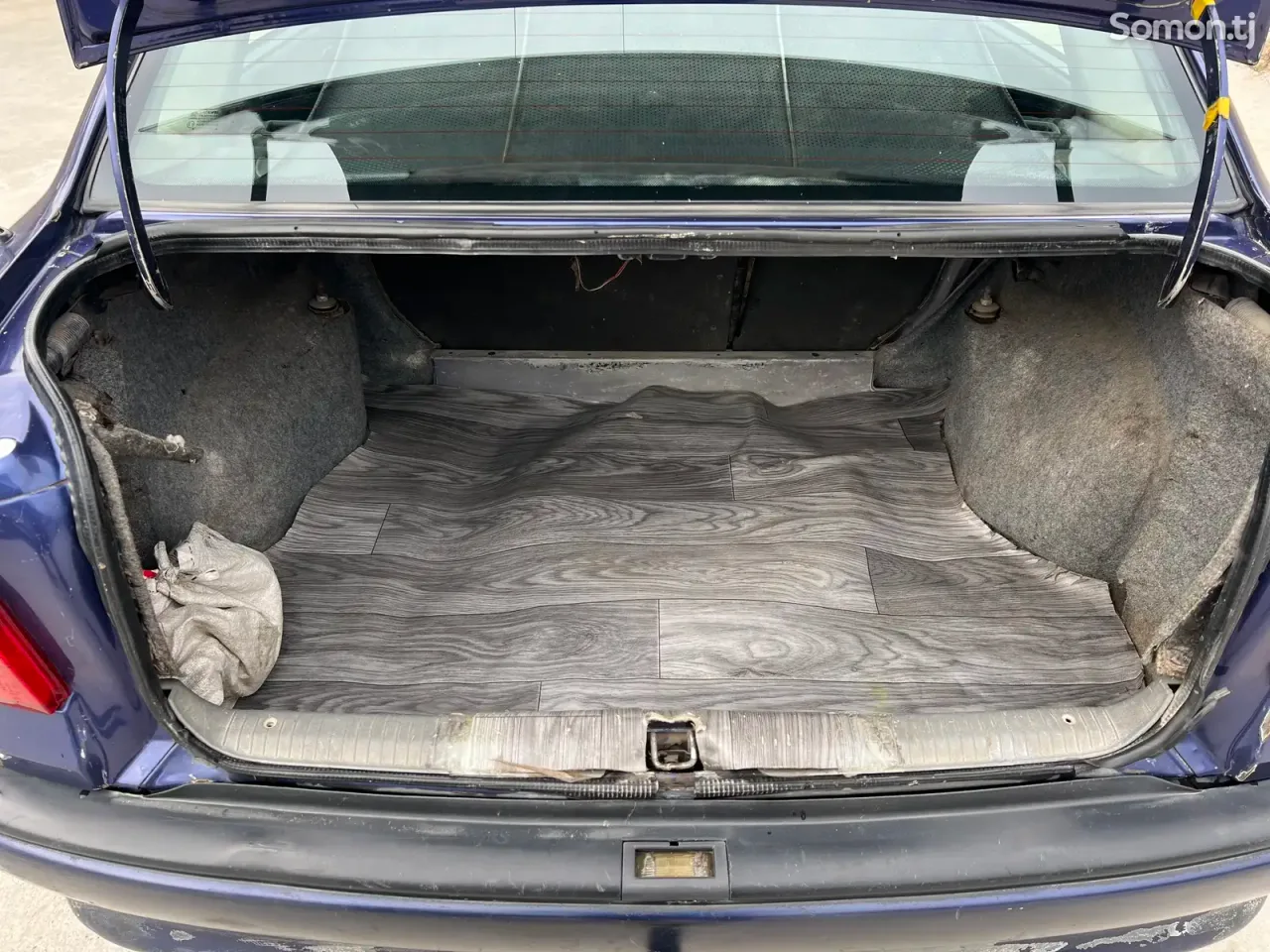 Opel Astra F 1995 · 1.6 MT