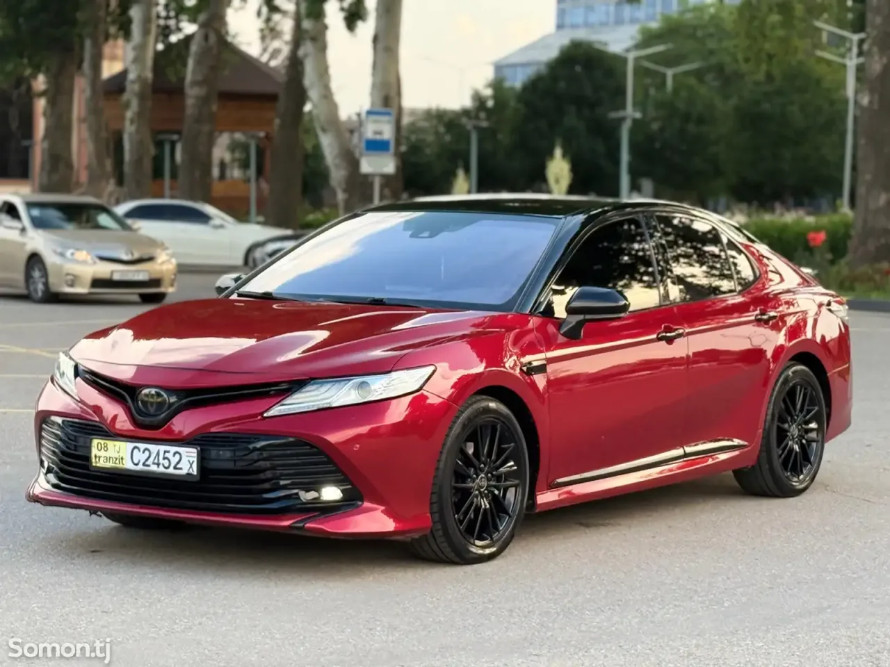 Toyota Camry 2017 · 2.5 AT